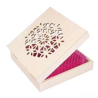 RAYHER ΞΥΛΙΝΟ ΚΟΥΤΙ ΓΙΑ ΧΑΡΤΟΠΕΤΣΕΤΕΣ 18Χ18CM 62726000