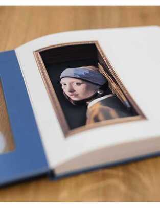 CARTARTEM ΣΗΜΕΙΩΜΑΤΑΡΙΟ ΒΙΒΛΙΟΔΕΤΗΜΕΝΟ 3D 17x17cm ΧΩΡΙΣ ΓΡΑΜΜΕΣ MEISJE MET DE PAREL VERMEER